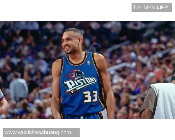 格兰特希尔与乔丹的巅峰对决：篮球传奇的较量与时代的交错